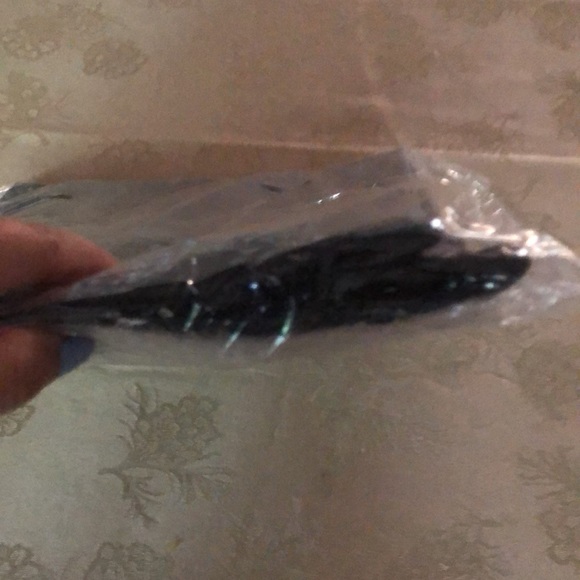 Brand new still in bag soft foldable storage tote for w/e you need to organize - Picture 4 of 7